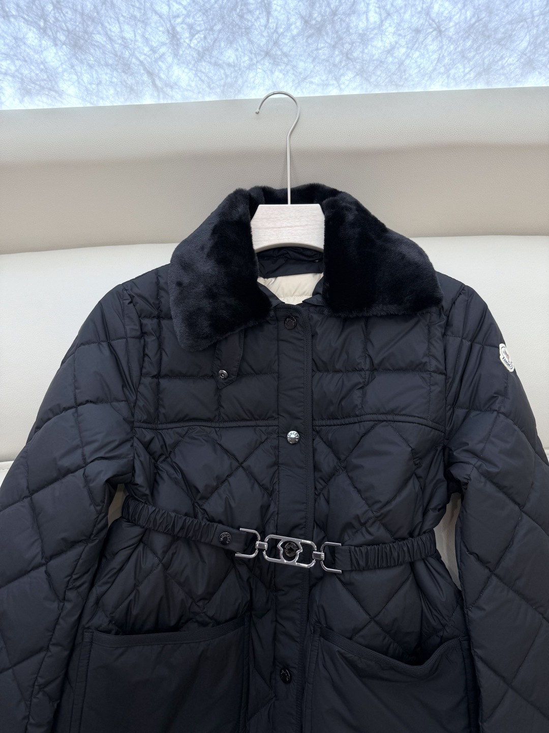 WHL006#新款羽绒服⚠️。
Moncler 科技毛领（非真毛 对标专柜）90%白鹅绒 格纹 羽绒服 