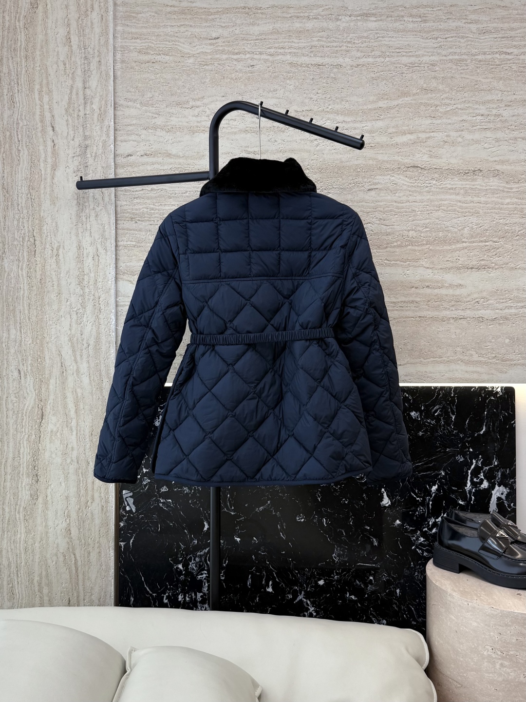 WHL006#新款羽绒服⚠️。
Moncler 科技毛领（非真毛 对标专柜）90%白鹅绒 格纹 羽绒服 