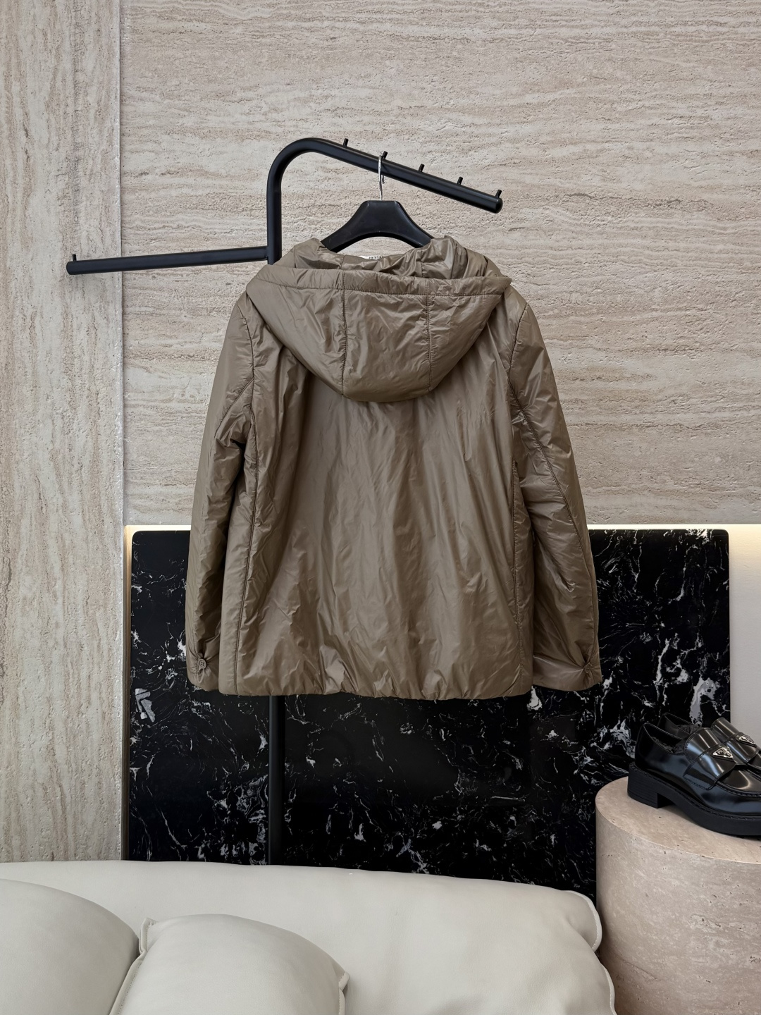 TF097#秋冬新款棉衣⚠️。
Max 原标款 骆驼绒 原版外贸棉衣 驼色 36/38/40/42