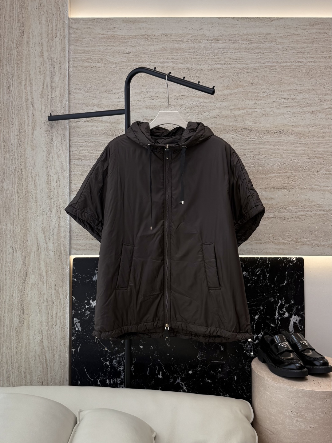 NO:483573,03# Imitation Camel Fleece M Home Unstandard Wool Imitation Camel Fleece Cotton Cloak Cloak Jacket Color Black Coffin Brown Size 36-42,,jackets & coats,alexander wang1986090903#仿驼绒 M 家 无标款 羊毛 仿驼绒 棉衣 斗篷 外套款 颜色黑色 咖色 棕色 尺码36-42,,jackets & coats,alexander wang,Women's clothing