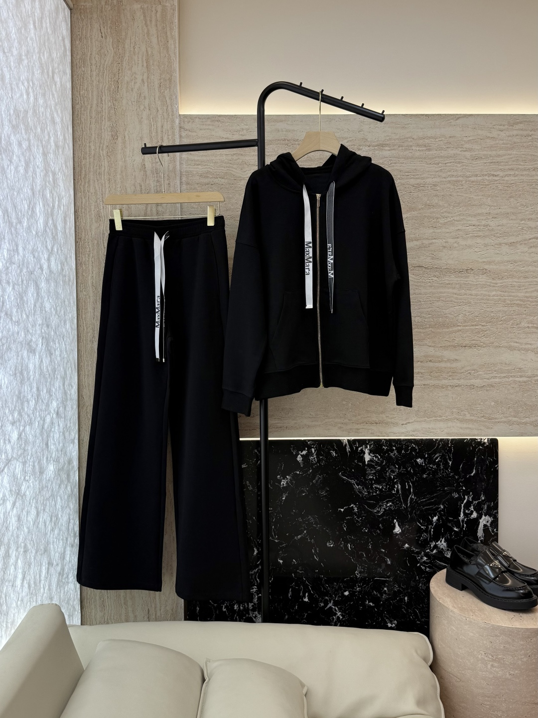 NO:487610,MTZ001# new suit Max mara casual style sweatshirt cardigan jacket trousers suit three colors SML, hoodie, sweatshirts, jackets & coats, alexander wang19860909MTZ001#新款套装 Max mara 休闲风 卫衣开衫外套长裤 套装 三色 SML,,hoodie,sweatshirts,jackets & coats,alexander wang,Women's clothing