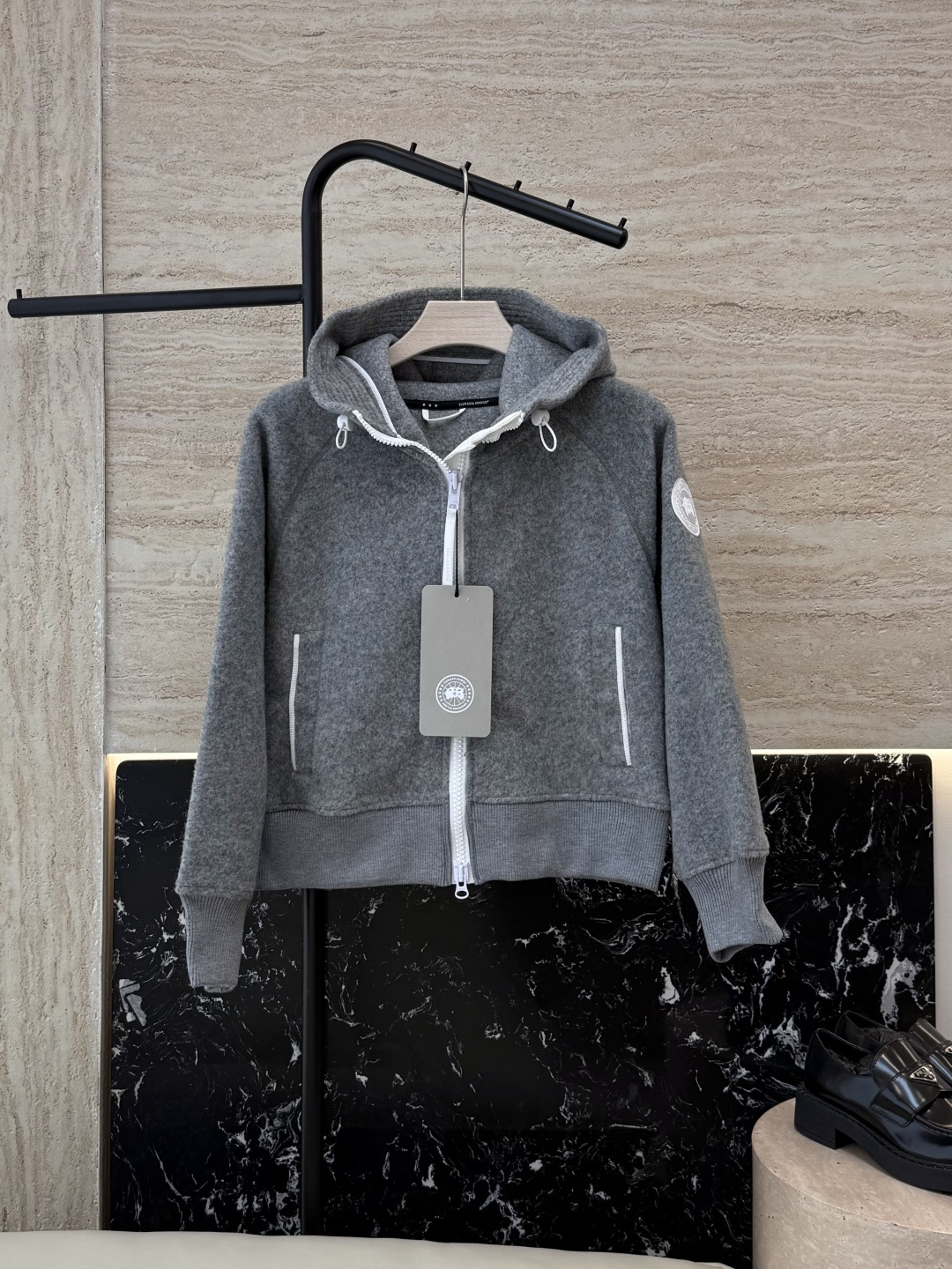 NO:486631,New jacket with dust bag M001# Canadian Goose Original model Top 62 wool grey jacket S/M/L/XL/XXL,,jackets & coats,alexander wang19860909配防尘袋M001#新款外套 加拿大鹅 原标款 顶级货 62绵羊毛 灰色外套 S/M/L/XL/XXL,,jackets & coats,alexander wang,Women's clothing