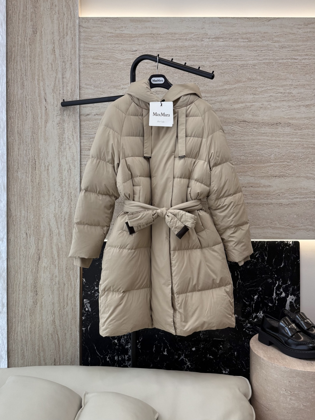 NO:495825,With dust bag 8101# new down jacket Max mara slim style 90 white goose down jacket Long slim style black khaki S-XL, down jacket, alexander wang19860909配防尘袋8101#新款羽绒服 Max mara 修身款 90白鹅绒 长款 修身羽绒服 黑色 卡其色 S-XL,,down jacket,alexander wang,Women's clothing