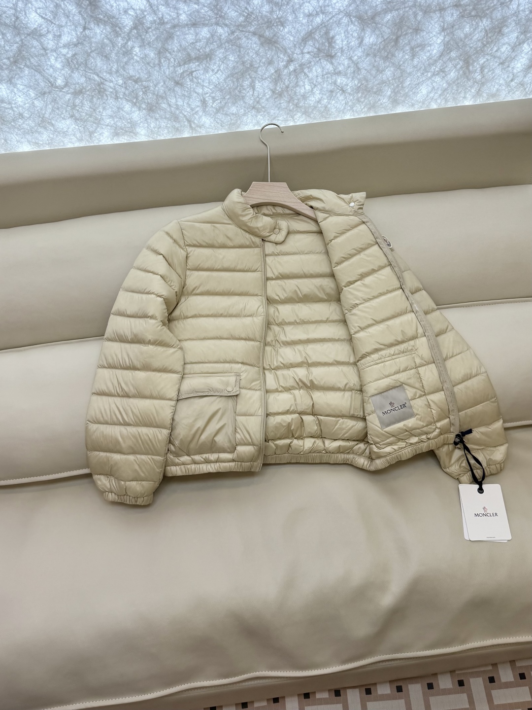 MN5016#新款羽绒服。Moncler 爆款 收纳袋装 轻薄90% 白鹅绒羽绒服 五色 1-2-3-4