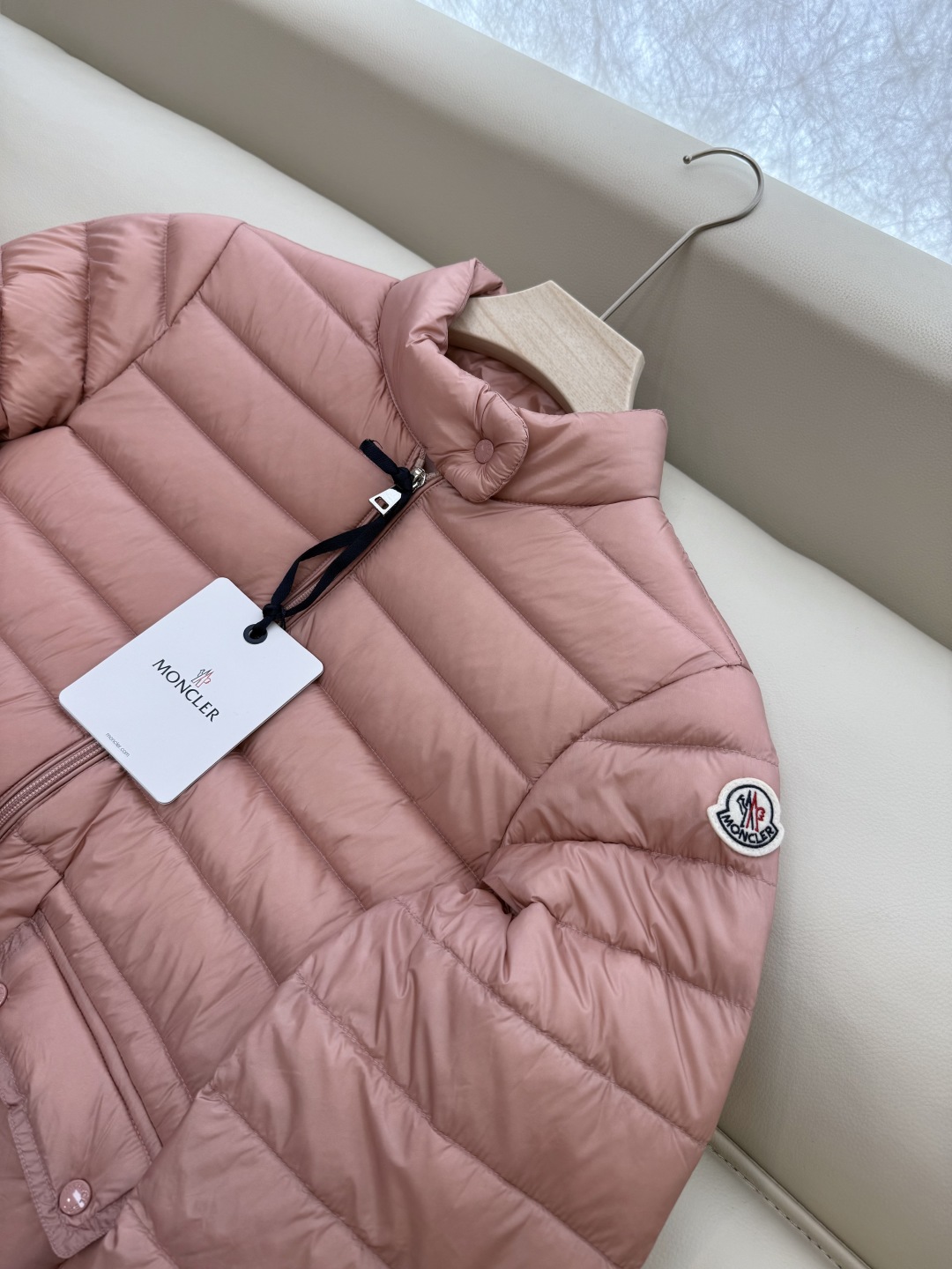 MN5016#新款羽绒服。Moncler 爆款 收纳袋装 轻薄90% 白鹅绒羽绒服 五色 1-2-3-4