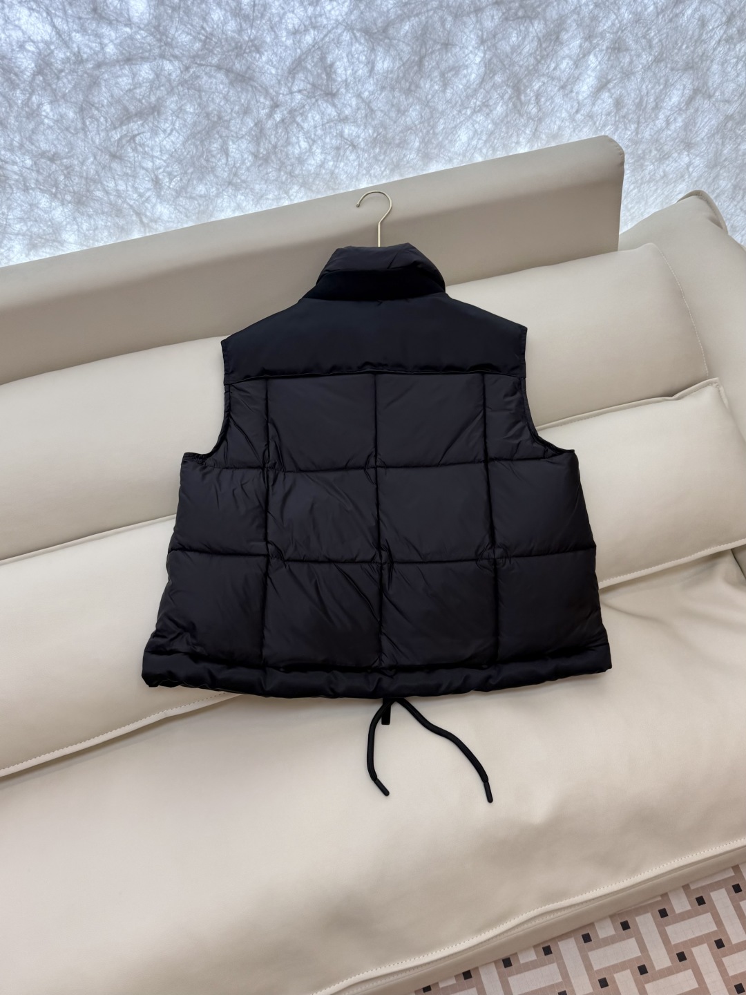 M285#新款羽绒服。Mon 蒙口 顶级版 90% 白鹅绒 羽绒 马甲 黑色 1/2码
