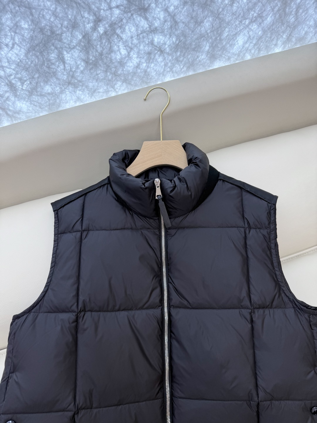 M285#新款羽绒服。Mon 蒙口 顶级版 90% 白鹅绒 羽绒 马甲 黑色 1/2码