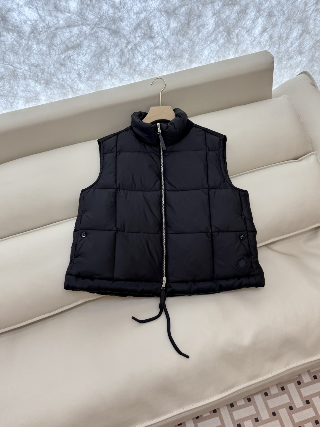M285#新款羽绒服。Mon 蒙口 顶级版 90% 白鹅绒 羽绒 马甲 黑色 1/2码