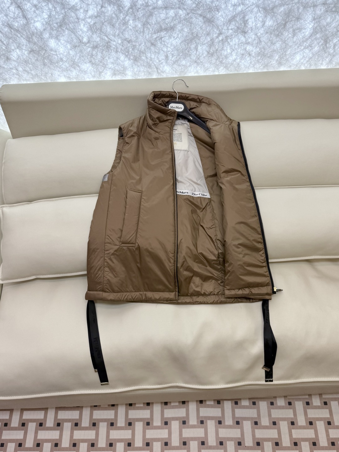 M696#新款驼绒服⚠️💕Max拉链款 48% 骆驼绒 4%桑蚕丝 进口面料 骆驼绒棉服 马甲 藏青色 