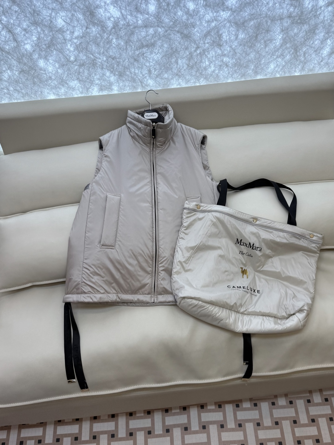 M696#新款驼绒服⚠️💕Max拉链款 48% 骆驼绒 4%桑蚕丝 进口面料 骆驼绒棉服 马甲 藏青色 