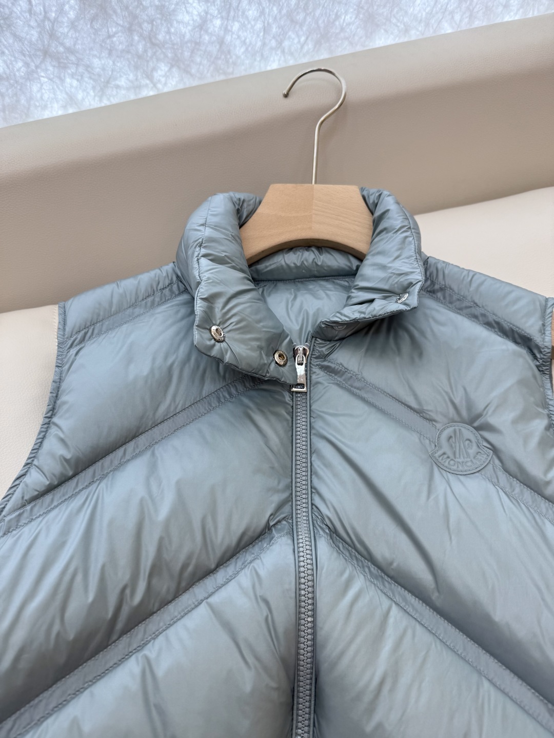 M281#新款羽绒服。Mon蒙口 顶级版 90% 白鹅绒 羽绒马甲 湖水蓝 0/1/2/3码