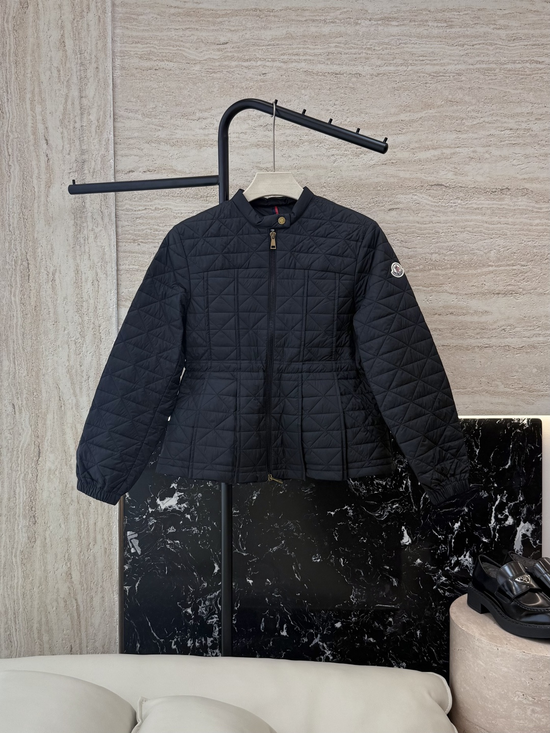 NO:502353,M408# new cotton coat Mon mask top version Mi character short skirt cotton coat black off white size 1/2/3 size, Moncler, skirts, alexander wang19860909M408#新款棉衣 Mon蒙口 顶级版 米字格短款 小裙摆 棉衣 黑色 米白色 1/2/3码,,Moncler,skirts,alexander wang,Women's clothing