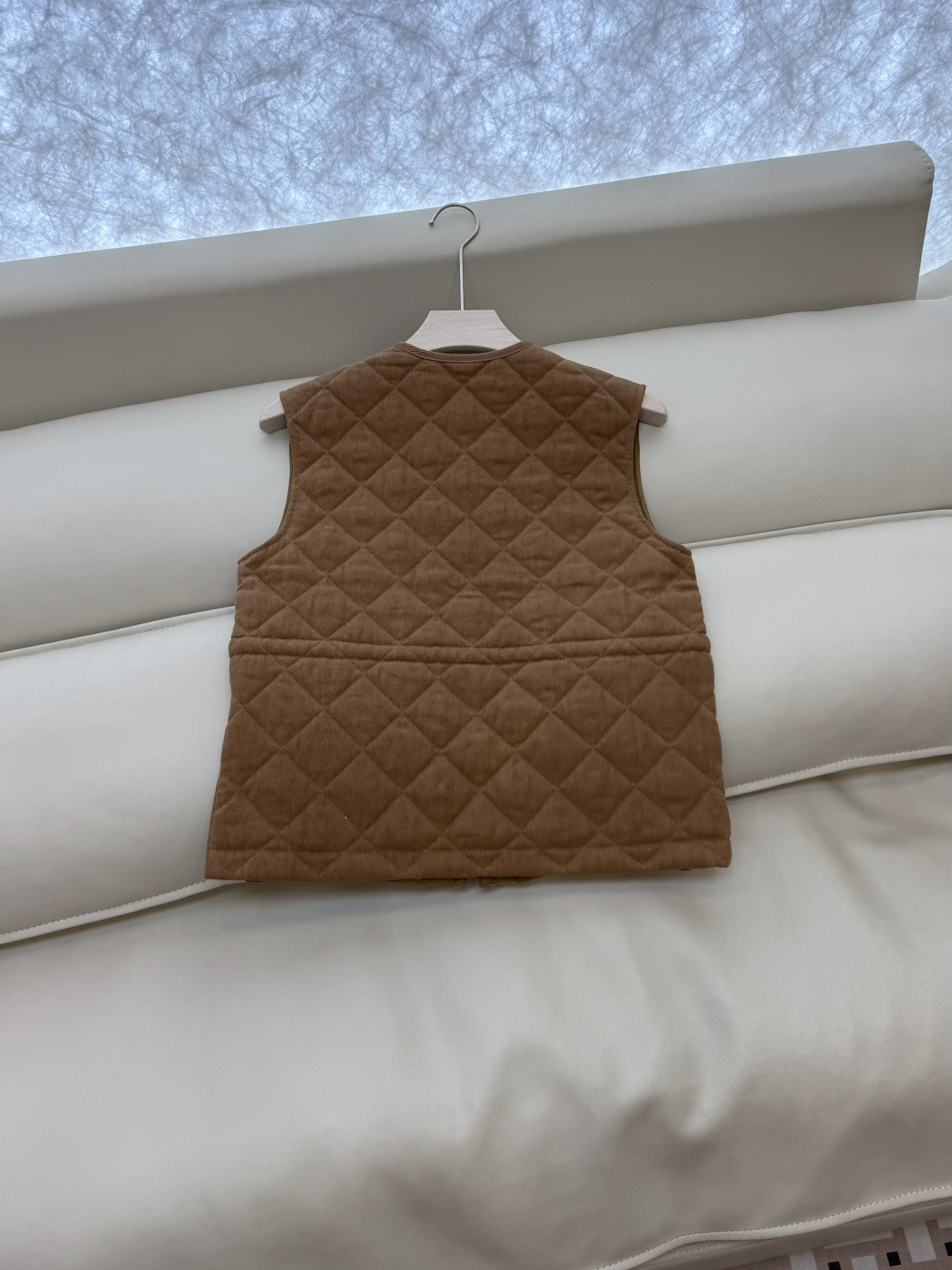 M413#新款棉服⚠️💕Mon 蒙口 顶级版 100% 亚麻棉 菱形格 夹棉 马甲棉衣 驼色 白色 1/