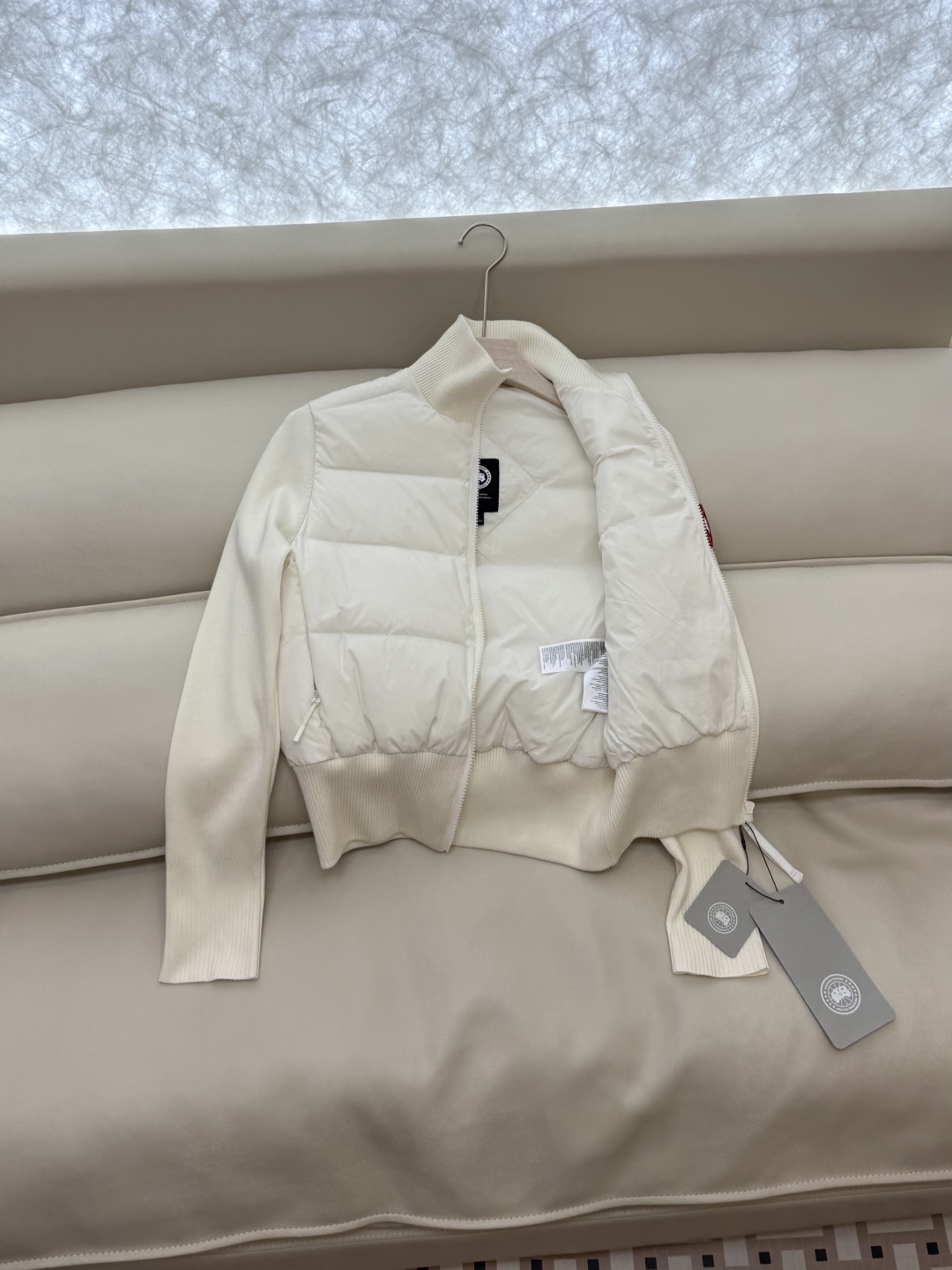 25013#新款羽绒服⚠️💕Canada Goose 加拿大鹅 顶级版 90%白鸭绒 绵羊毛针织袖 拼接