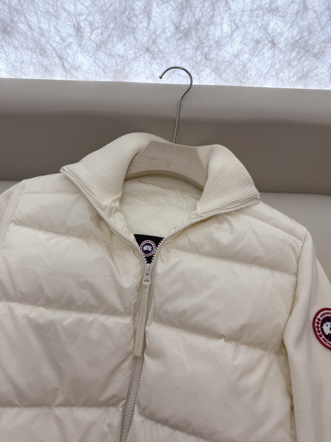 M2525#新款羽绒服⚠️💕Canada Goose 加拿大鹅 顶级版 90%白鸭绒 绵羊毛针织袖 拼接