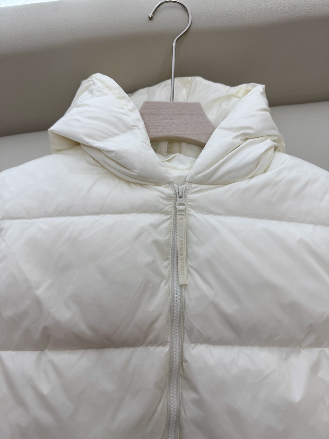 M2526#新款羽绒服⚠️💕Canada Goose 加拿大鹅 顶级版 90%白鸭绒 绵羊毛针织袖 拼接