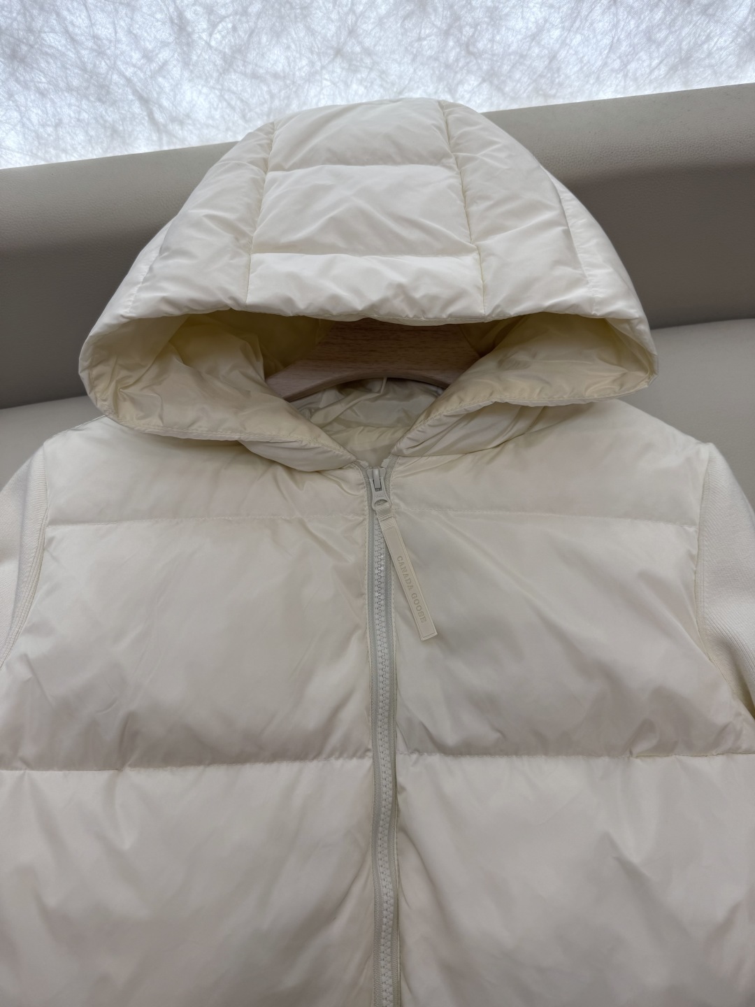 M2526#新款羽绒服⚠️💕Canada Goose 加拿大鹅 顶级版 90%白鸭绒 绵羊毛针织袖 拼接