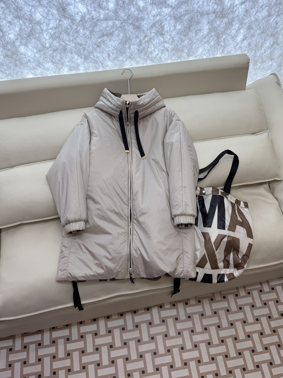 M692#新款驼绒服⚠️💕Max拉链款 48% 骆驼绒 4%桑蚕丝 进口面料 骆驼绒棉服 中长款 两面穿