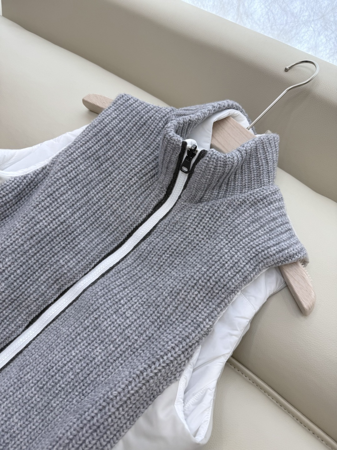 29317#新款马甲⚠️💕BC两面穿 100% 羊绒 拼接针织 棉马甲背心 白色 灰色 SML