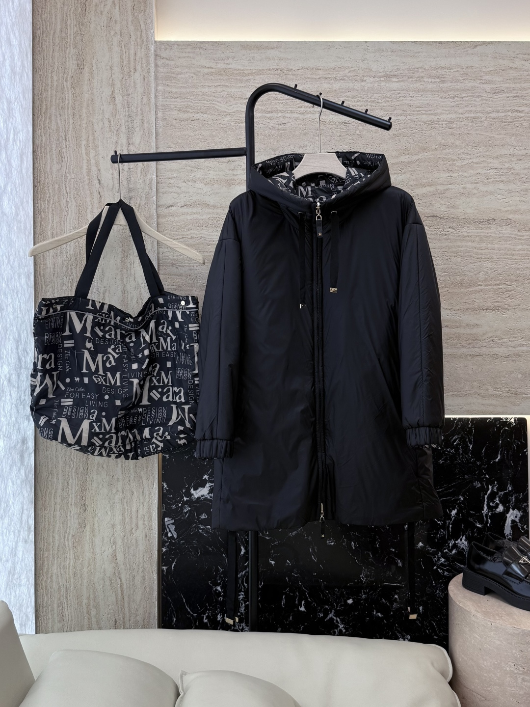 NO:506121,With dust bag M692# new camel velvet jacket 2 Max zipper style 48 camel velvet 4 mulberry silk imported fabric camel velvet cotton jacket Medium length two-sided wear 38/40/42 size (PS This price includes primary color high-quality cloth bag storage bag),,alexander wang19860909配防尘袋M692#新款驼绒服2 Max拉链款 48 骆驼绒 4桑蚕丝 进口面料 骆驼绒棉服 中长款 两面穿 38/40/42 码（PS此价格含原色高品质布包收纳袋）,,alexander wang,Women's clothing