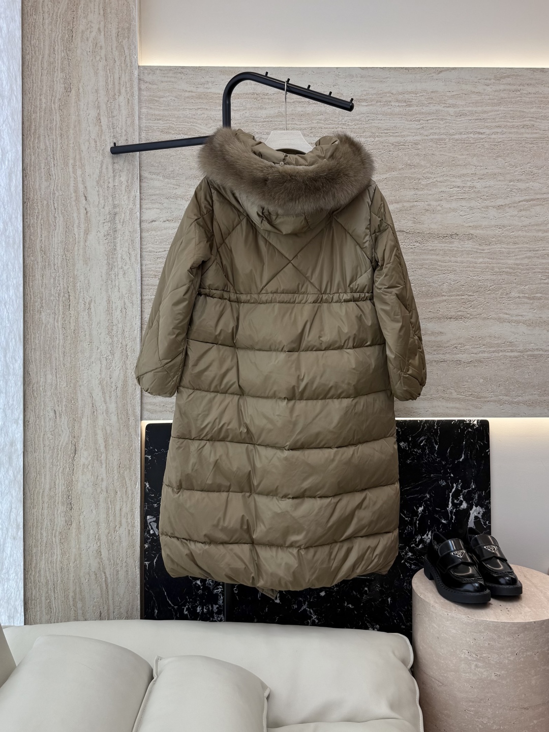 AH737#新款羽绒服⚠️💕Max mara 超大毛领 显瘦超长款90% 白鹅绒羽绒服 黑色 卡其色 3