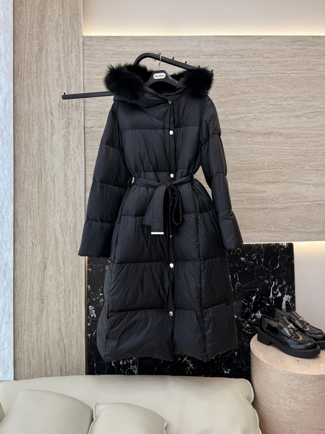 AH719##新款羽绒服⚠️💕Max mara 超大狐狸毛领 超长款90% 白鹅绒 羽绒服 咖色 灰色 