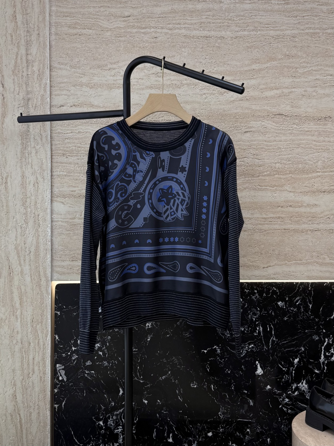 H32583#新款羊毛针织💕H家爱马仕 真丝印花拼接 羊毛针织衫 藏青色 杏色 S-X XL