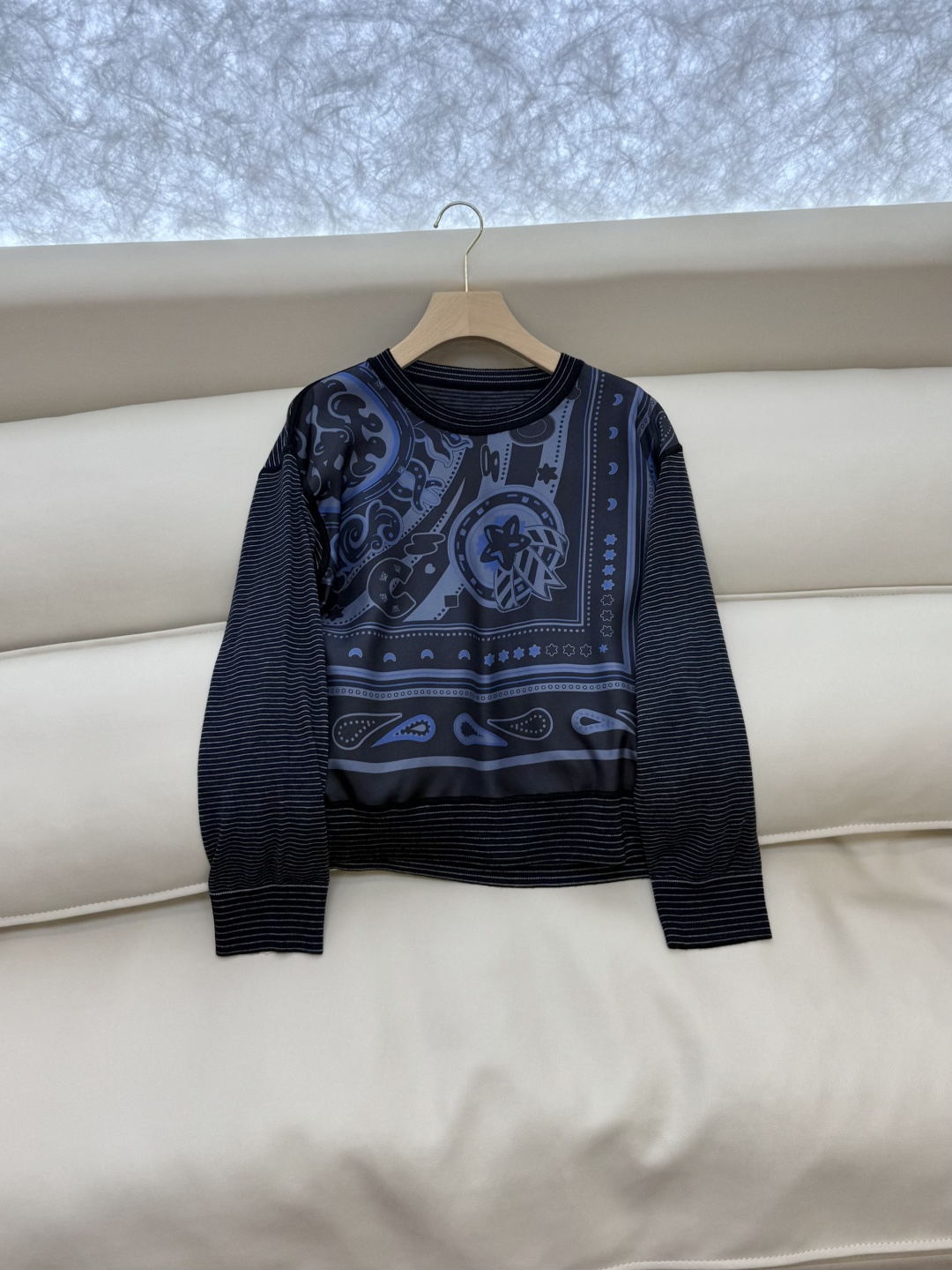 H32583#新款羊毛针织💕H家爱马仕 真丝印花拼接 羊毛针织衫 藏青色 杏色 S-X XL