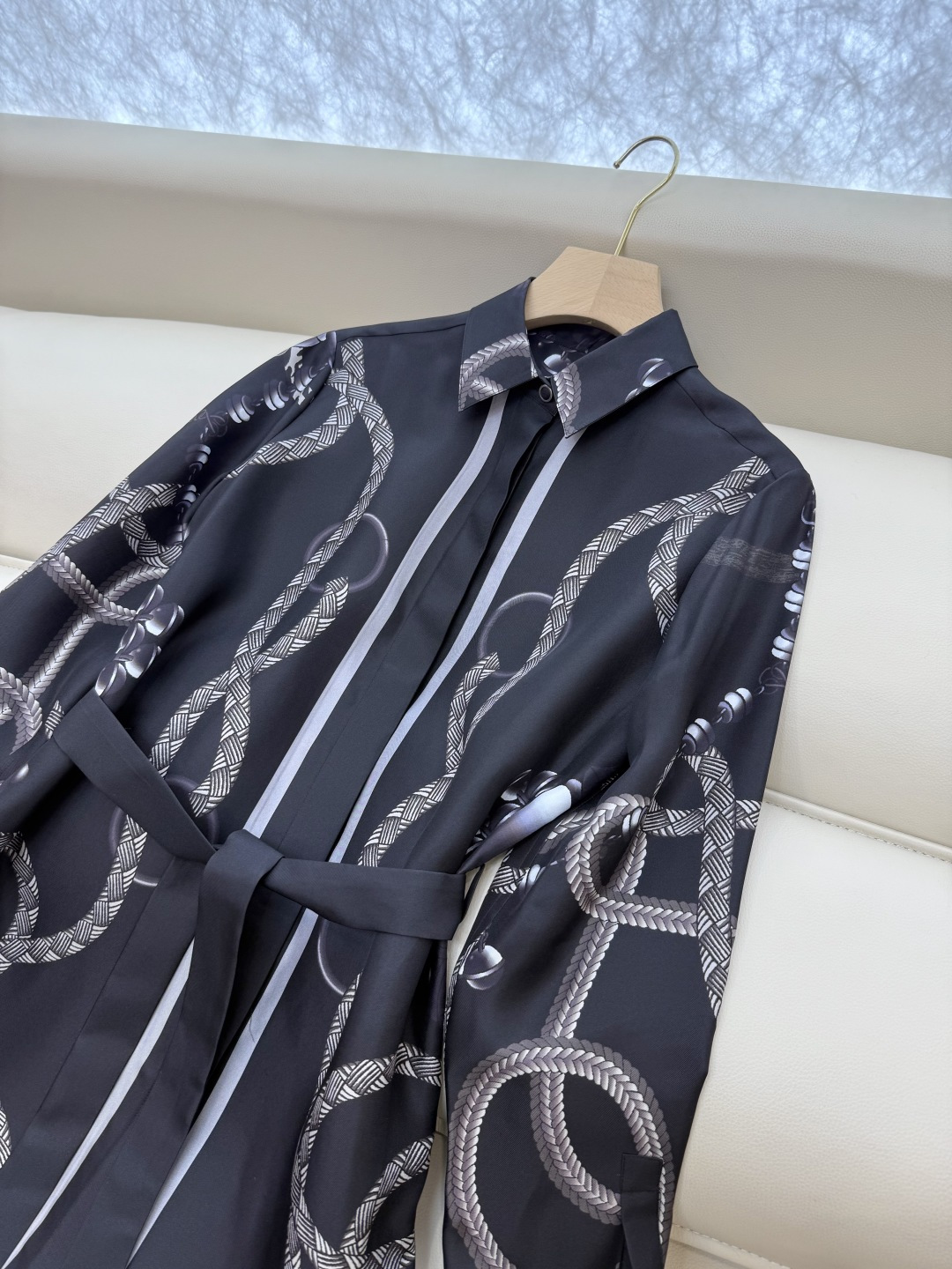 H32584#新款连衣裙💕H家 定位印花100% 真丝长袖 长款连衣裙 黑色 粉色 S-X L