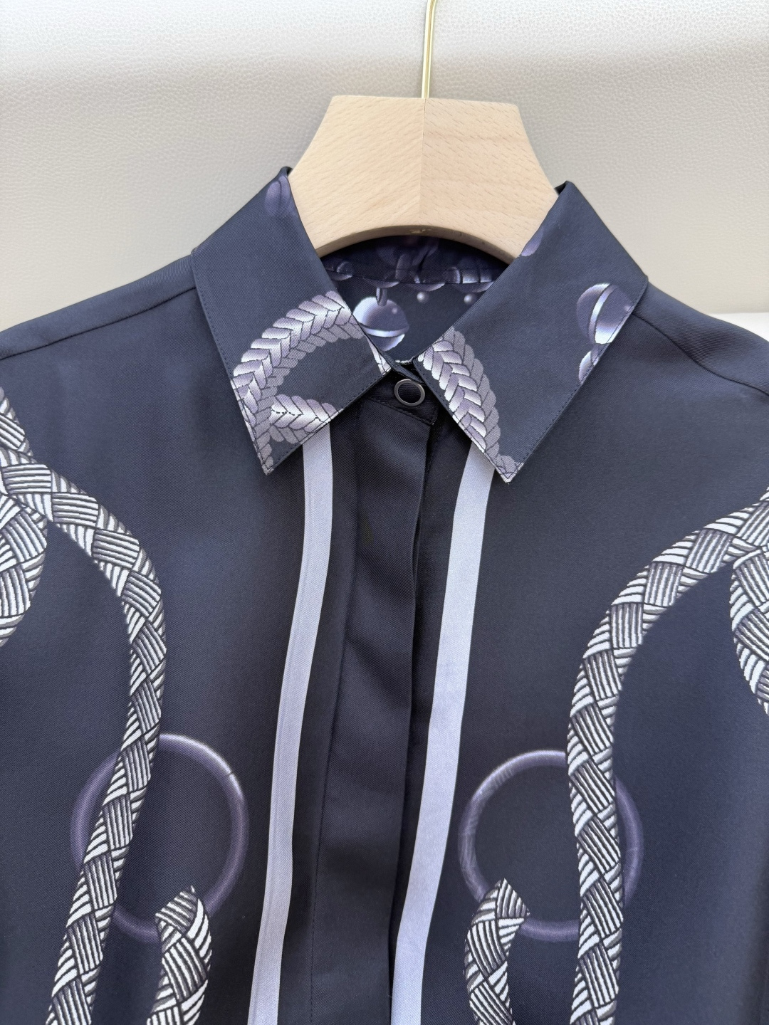 H32584#新款连衣裙💕H家 定位印花100% 真丝长袖 长款连衣裙 黑色 粉色 S-X L