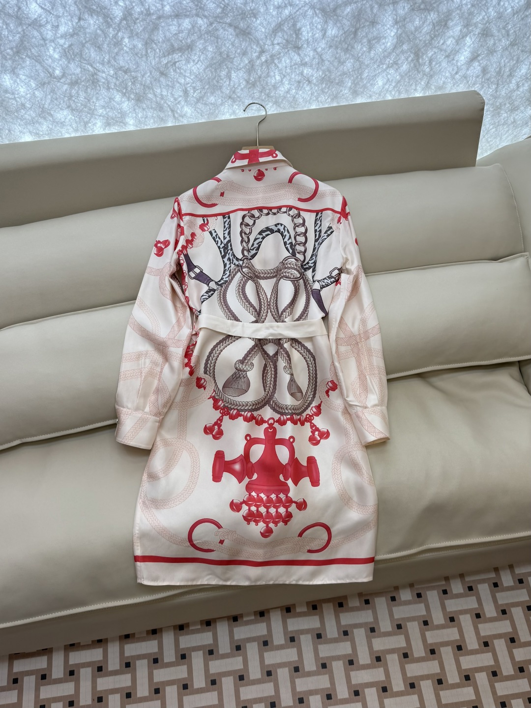 H32584#新款连衣裙💕H家 定位印花100% 真丝长袖 长款连衣裙 黑色 粉色 S-X L