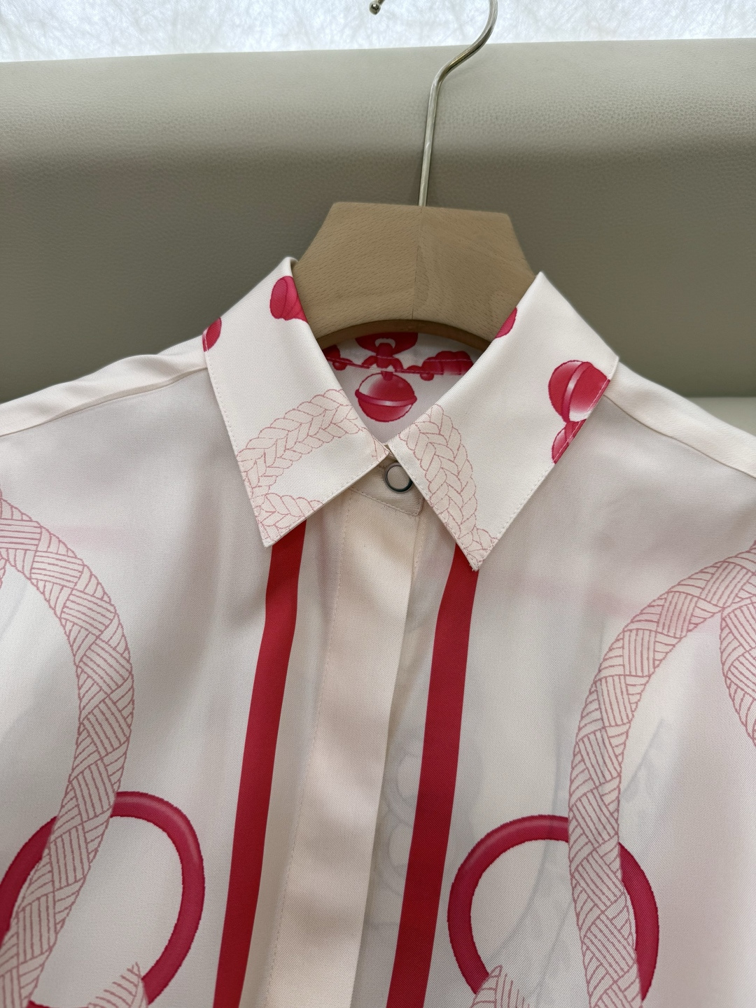 H32584#新款连衣裙💕H家 定位印花100% 真丝长袖 长款连衣裙 黑色 粉色 S-X L