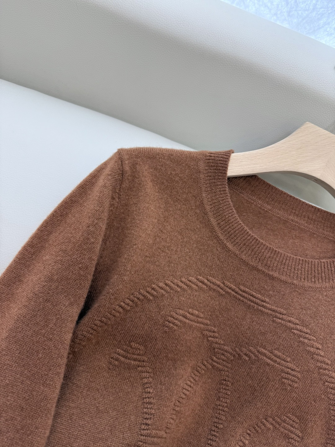 H32579#新款羊毛针织💕H家 爱马仕 绣花 100%羊绒 长袖 羊毛针织衫 白色 红色 咖色 S-X