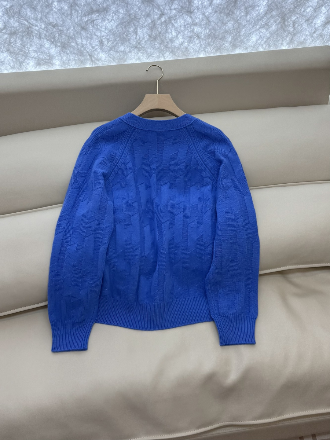 H32577#新款羊毛针织💕H家 爱马仕 100% 羊毛 开衫外套 羊毛针织衫 蓝色 白色 咖色 S-X