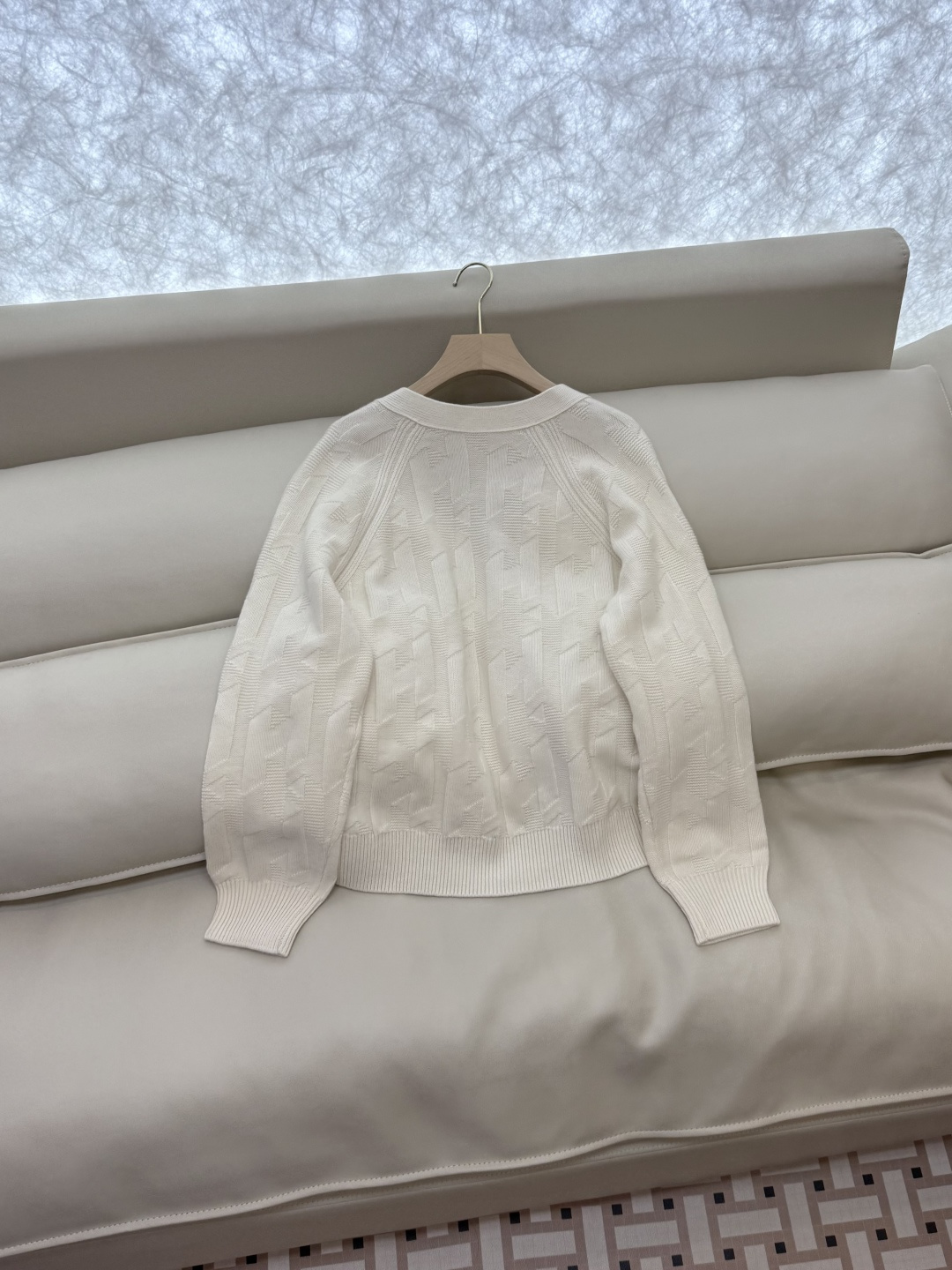 H32577#新款羊毛针织💕H家 爱马仕 100% 羊毛 开衫外套 羊毛针织衫 蓝色 白色 咖色 S-X