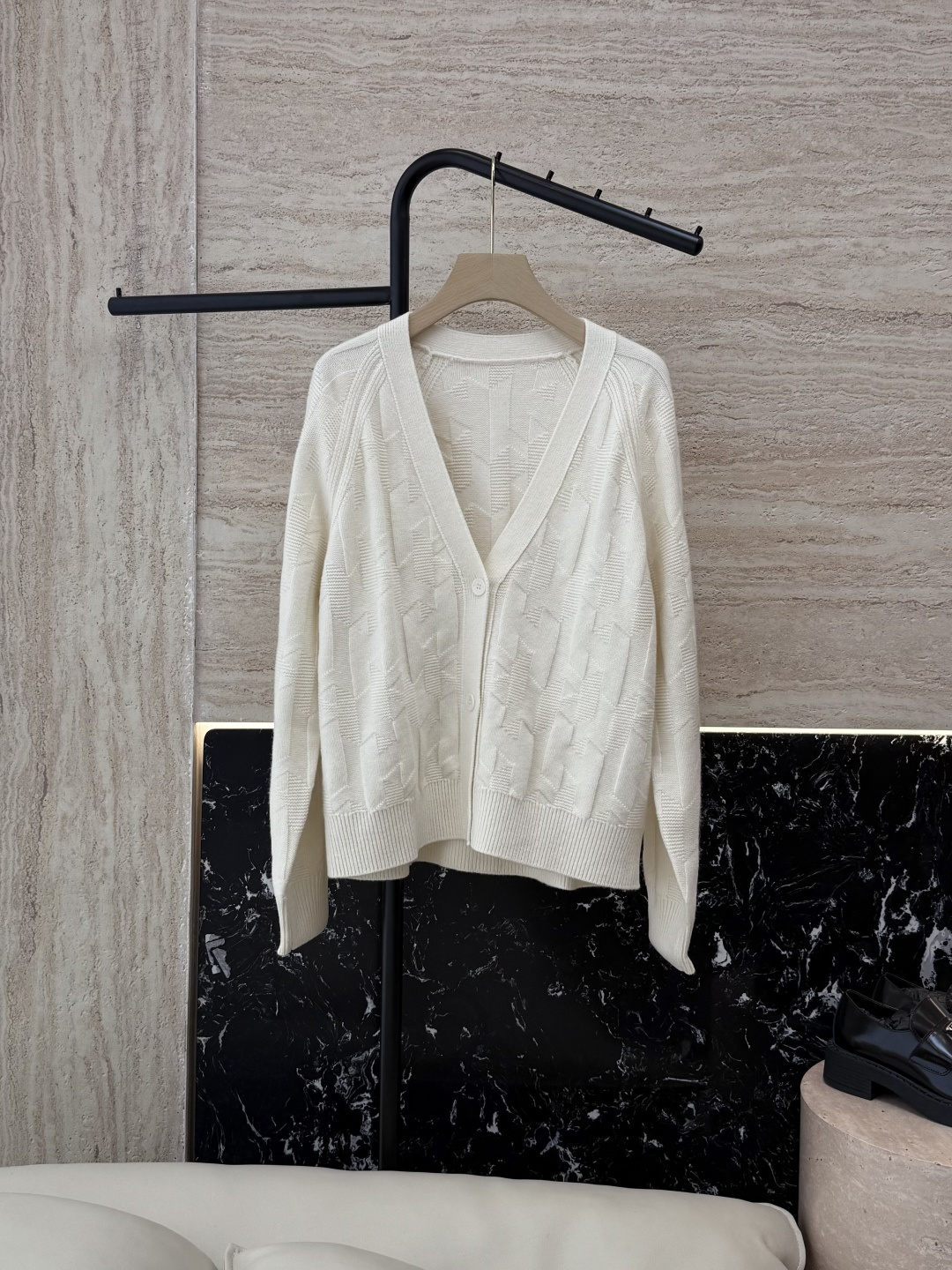 NO:535603,H32577# new wool knit H home Hermes wool cardigan jacket wool knit sweater blue white brown S-XL,,hermes,jackets & coats,alexander wang19860909H32577#新款羊毛针织 H家 爱马仕 羊毛 开衫外套 羊毛针织衫 蓝色 白色 咖色 S-XL,,hermes,jackets & coats,alexander wang,Women's clothing