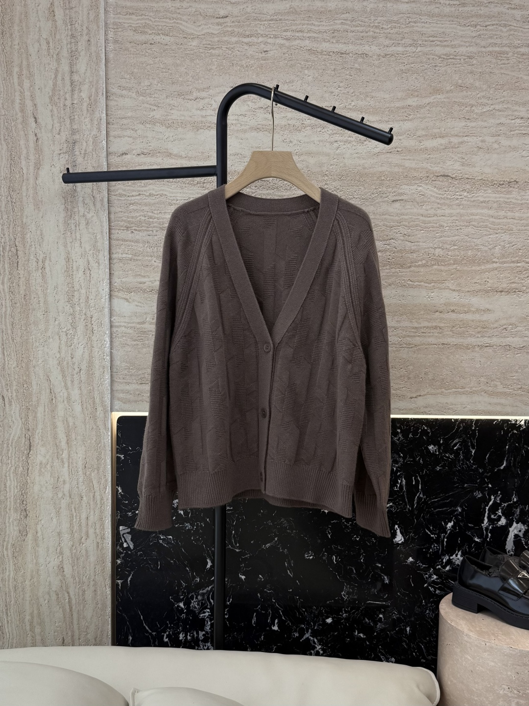 NO:535595,H32577# new wool knit H home Hermes wool cardigan jacket wool knit sweater blue white brown S-XL,,hermes,jackets & coats,alexander wang19860909H32577#新款羊毛针织 H家 爱马仕 羊毛 开衫外套 羊毛针织衫 蓝色 白色 咖色 S-XL,,hermes,jackets & coats,alexander wang,Women's clothing