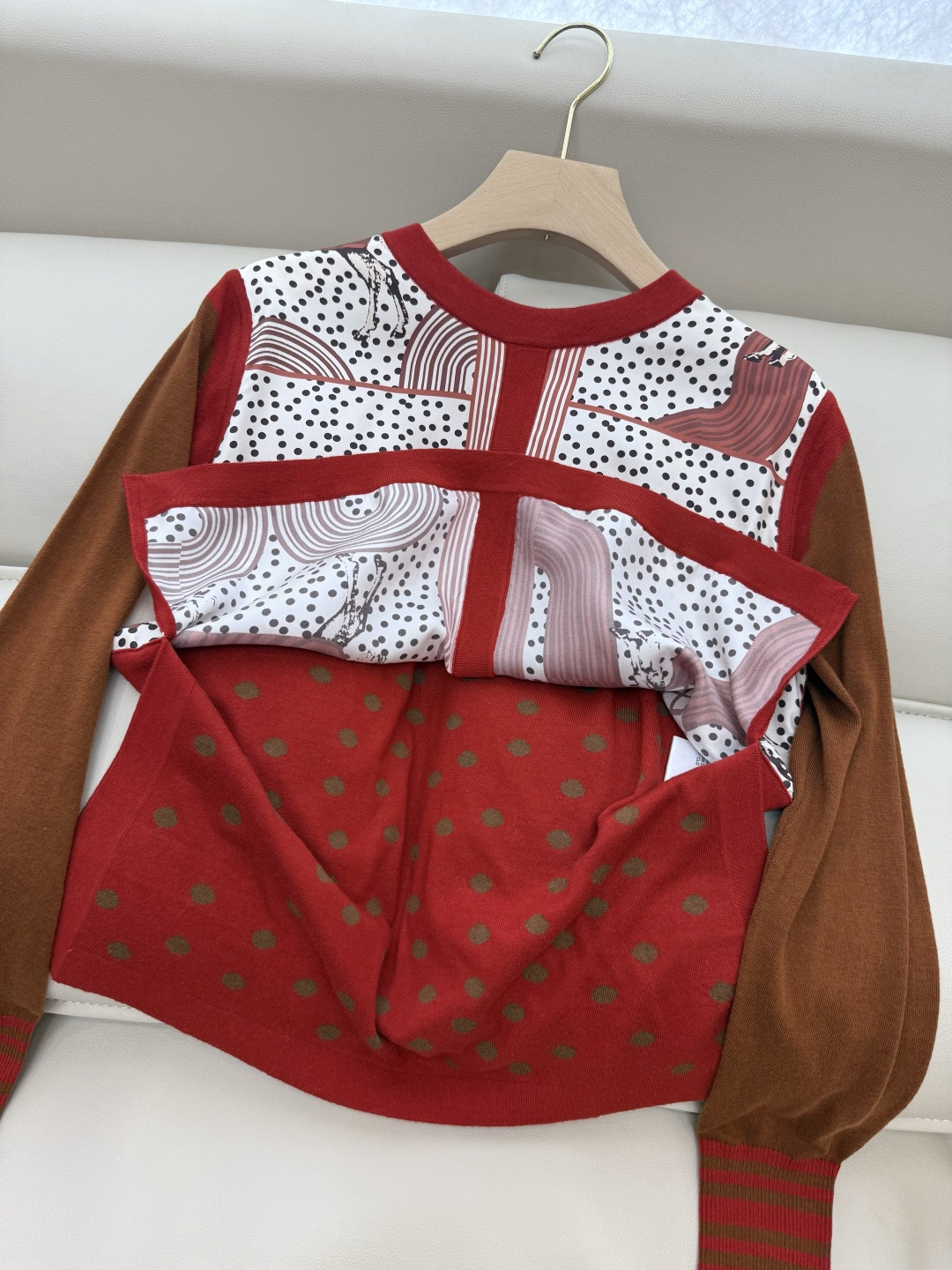 H32582#新款羊毛针织💕H家爱马仕 真丝印花拼接 羊毛针织衫 红色 咖色 S-X XL