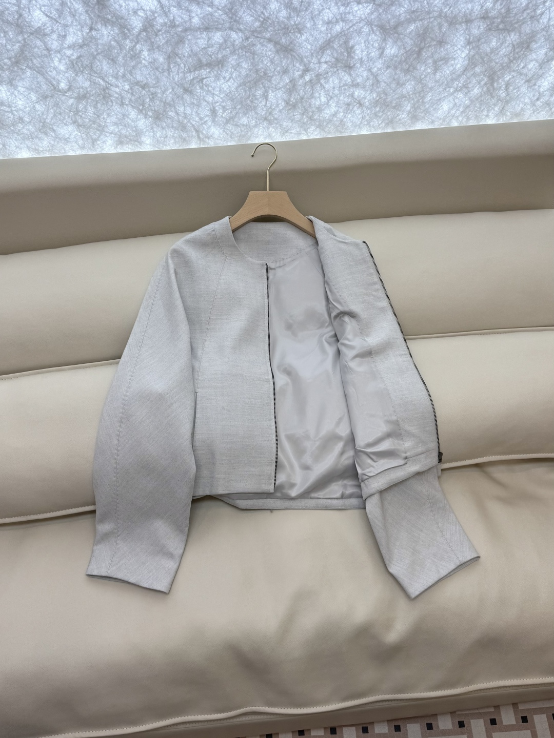 LZ25069#新款外套💕BC 10%羊毛 明线手缝 极品质 拉链款外套 浅灰色 卡其色 SML