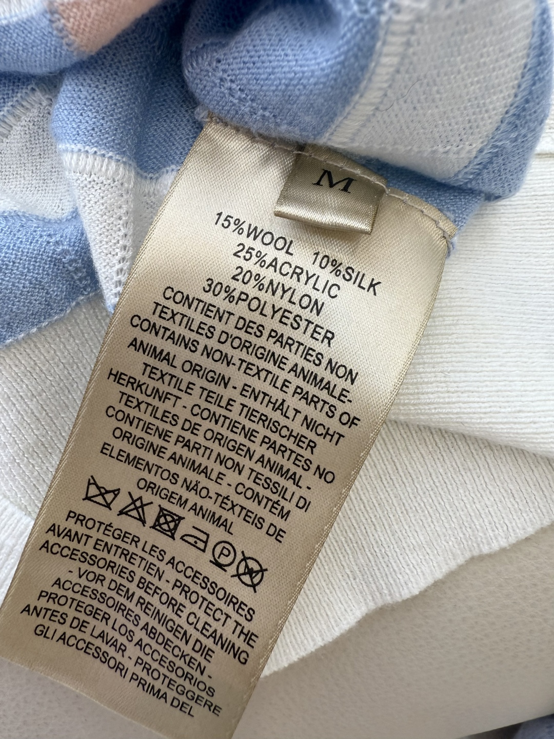 H32517#新款针织衫💕H家 马蹄图 15%羊毛 10% 真丝 针织面料 定位绣花长袖开衫针织衫 咖色