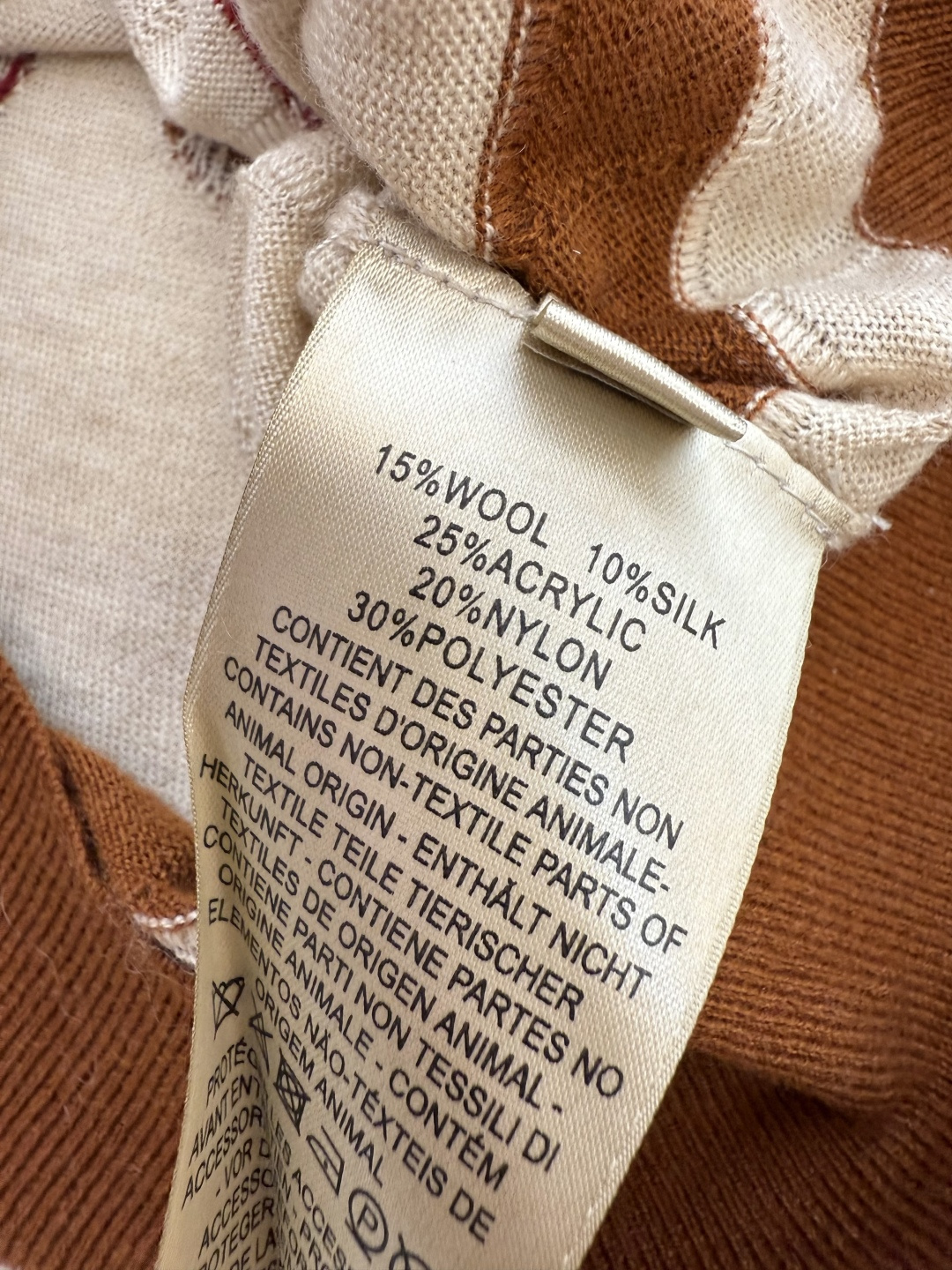 H32517#新款针织衫💕H家 马蹄图 15%羊毛 10% 真丝 针织面料 定位绣花长袖开衫针织衫 咖色