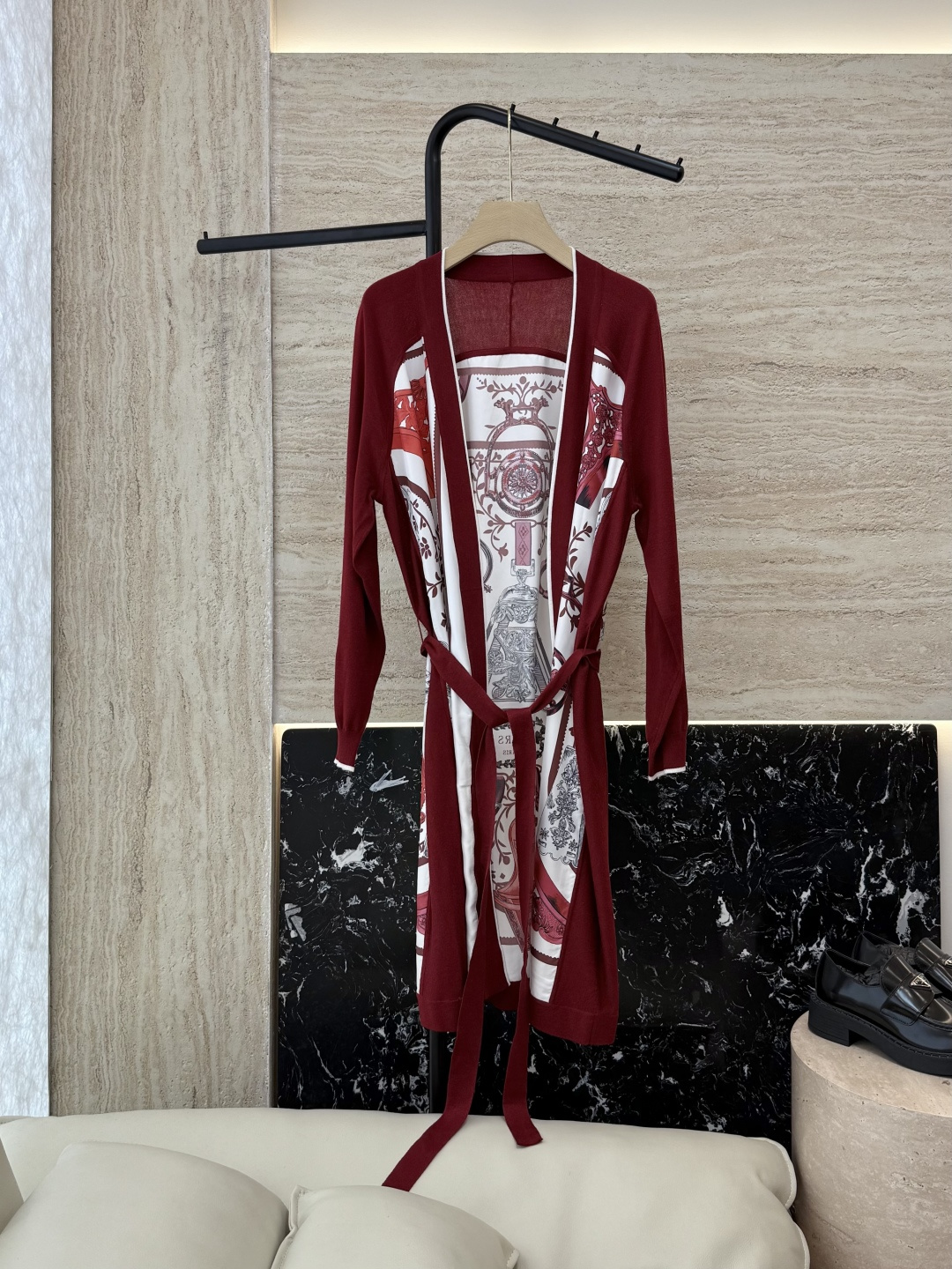 NO:535725,H324020# new wool knitted P H home positioning silk print Long cardigan jacket Wool knitted sweater Red gray SMLXL,,jackets & coats,real silk,alexander wang19860909H324020#新款羊毛针织P H家定位真丝印花 长款开衫外套 羊毛针织衫 红色 灰色 SMLXL,,jackets & coats,real silk,alexander wang,Women's clothing