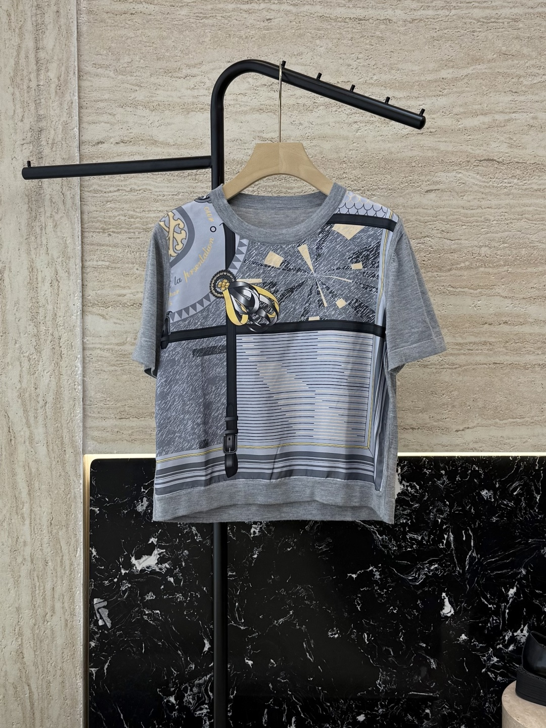 NO:535739,H37# new jacket P H Home Hermes silk printed spliced ​​short-sleeved knitted wool top blue pink gray S- XXL,,hermes,jackets & coats,T-shirt,real silk,alexander wang19860909H37#新款外套P H家 爱马仕 真丝印花拼接短袖针织羊毛上衣 蓝色 粉色 灰色 S- XXL,,hermes,jackets & coats,T-shirt,real silk,alexander wang,Women's clothing