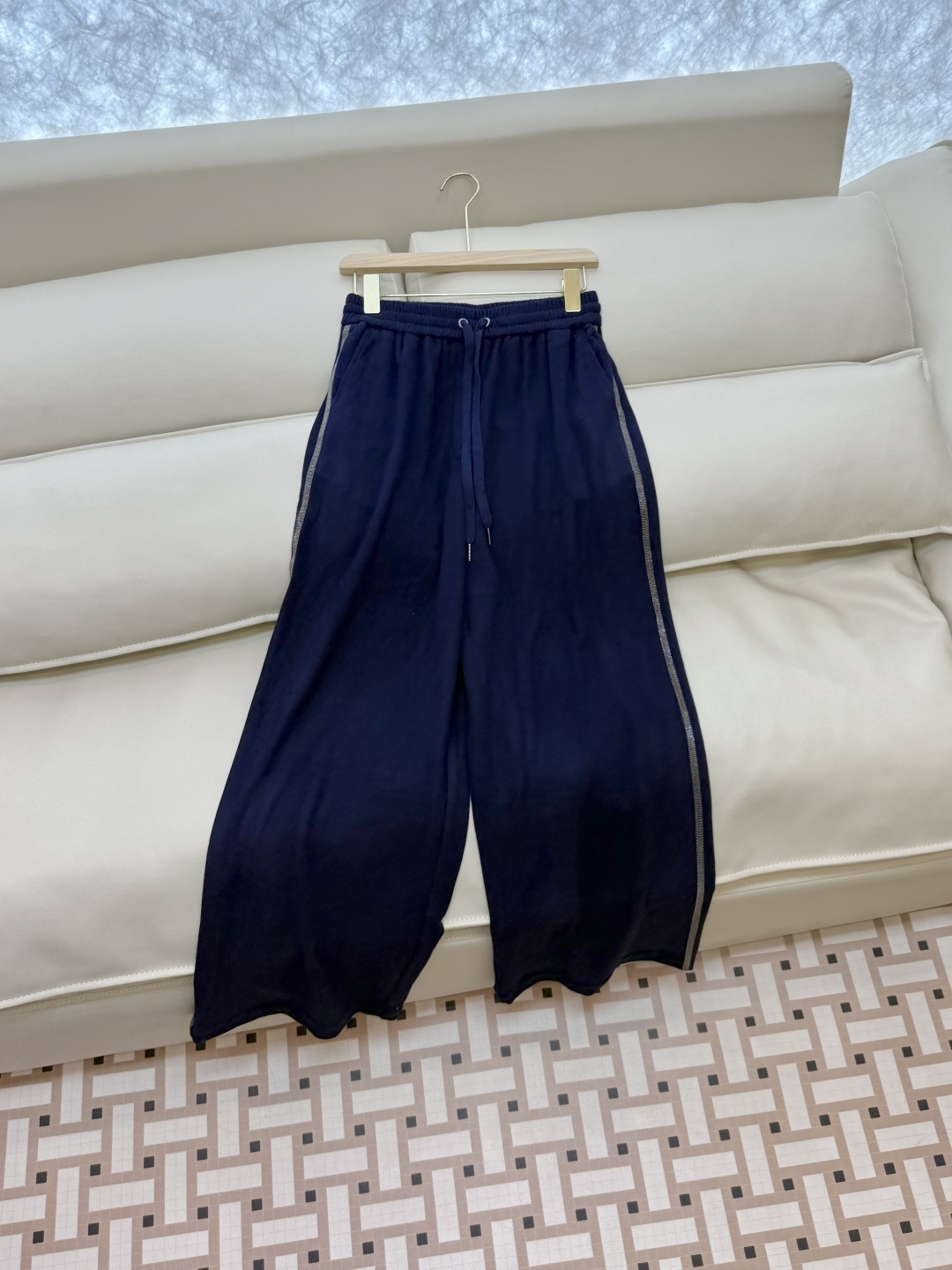 LZ25070#新款套装💕BC 拉绒款 秋冬套装 链条装饰 拉链外套➕长裤套装 SML