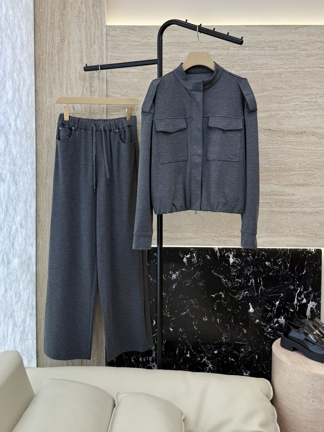 NO:544641,LZ25070# new suit P BC bamboo fiber wool jacket trousers suit gray navy SML,,jackets & coats,alexander wang19860909LZ25070#新款套装P BC 竹纤维羊毛外套长裤 套装 灰色 藏青色 SML,,jackets & coats,alexander wang,Women's clothing