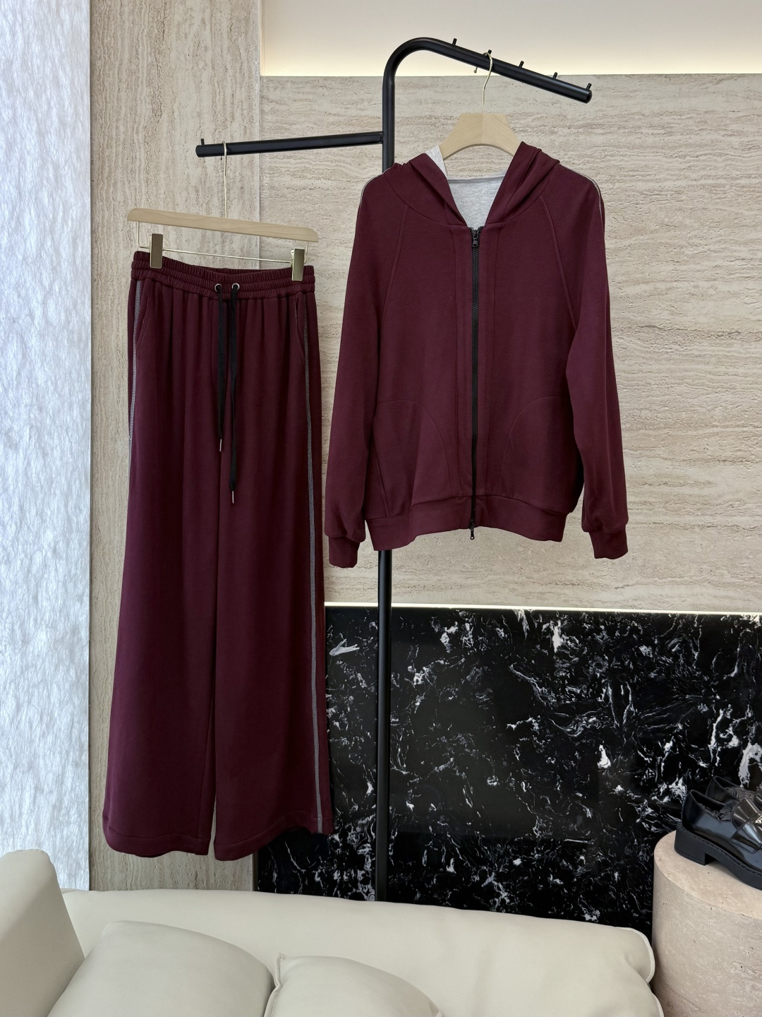 NO:544648,LZ25070# new suit P BC brushed style autumn and winter suit chain decoration Zipper jacket trousers suit Five colors SML,,jackets & coats,alexander wang19860909LZ25070#新款套装P BC 拉绒款 秋冬套装 链条装饰 拉链外套长裤套装 五色 SML,,jackets & coats,alexander wang,Women's clothing