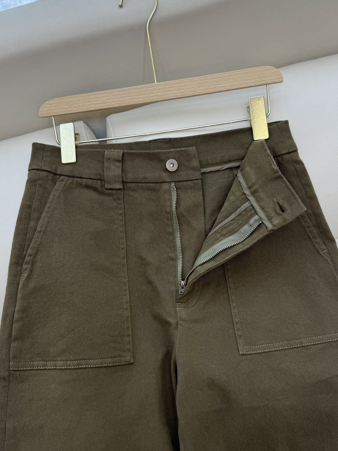 LZ25077#新款裤子🌾BC 工装 对版 秋冬款 裤子 军绿色 白色 SML