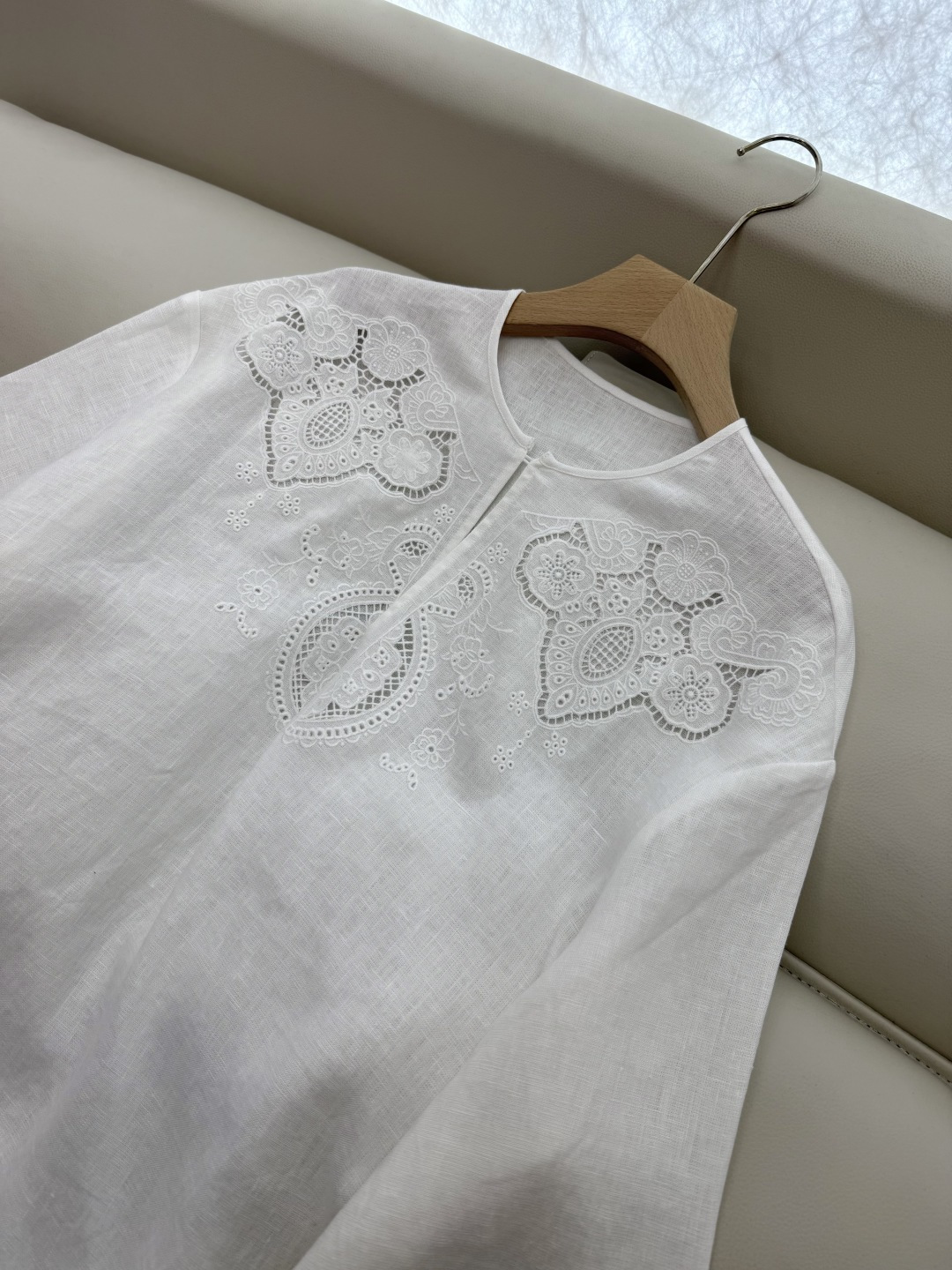 BS1012#新款套装💕Zimm 镂空绣花 100% 亚麻长袖衬衫➕长裤套装 蓝色 白色 SMLXL