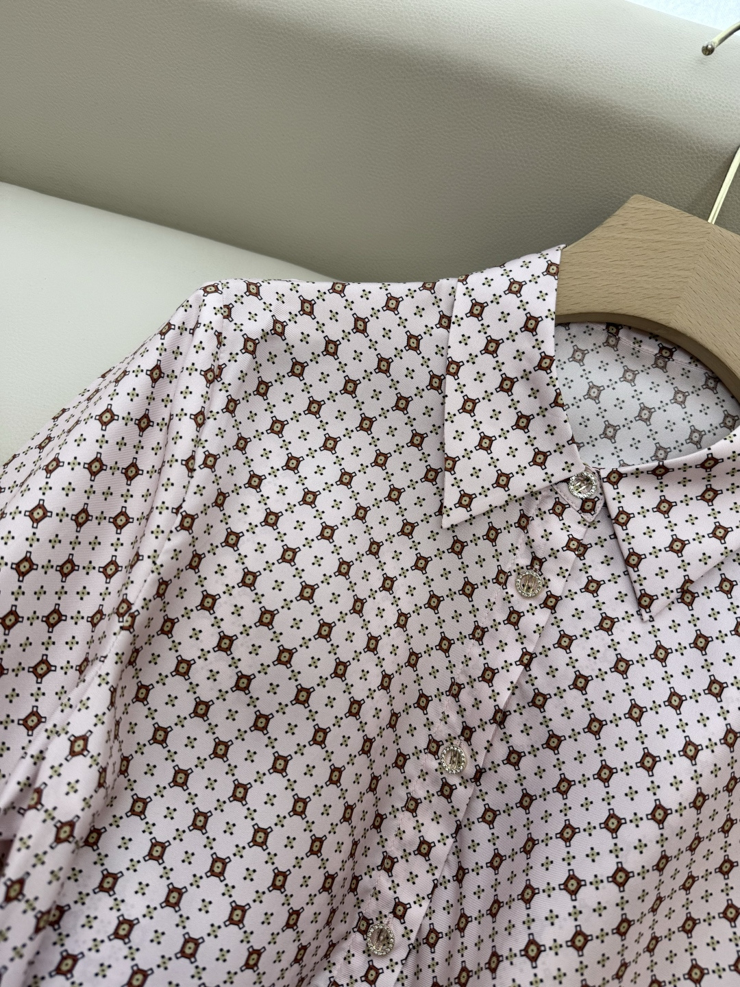 BS997#新款衬衫💕Max mara 几何图形 100% 斜纹真丝印花衬衫 36/38/40/42