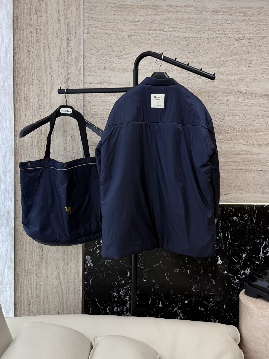 MX700#新款驼绒服⚠️🌾 Max 顶级版 48% 骆驼绒 4%桑蚕丝 进口面料 骆驼绒棉服 藏青色  38/40/4